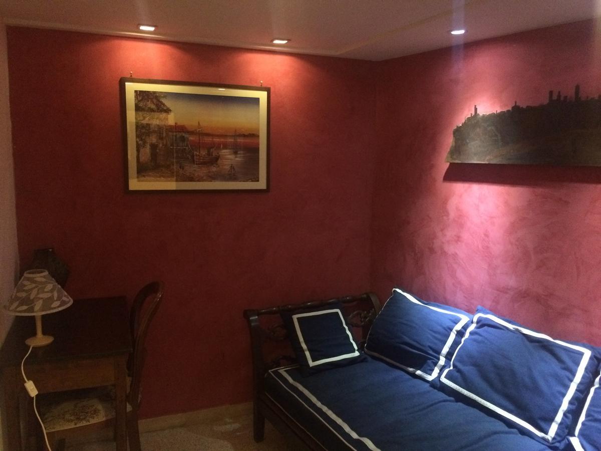 Double Room with Private External Bathroom